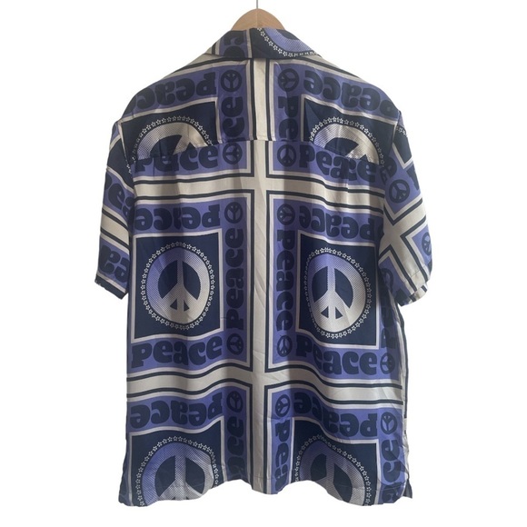 Urban Outfitters Liam Souvenir Blue Button Down Shirt - Picture 2 of 8